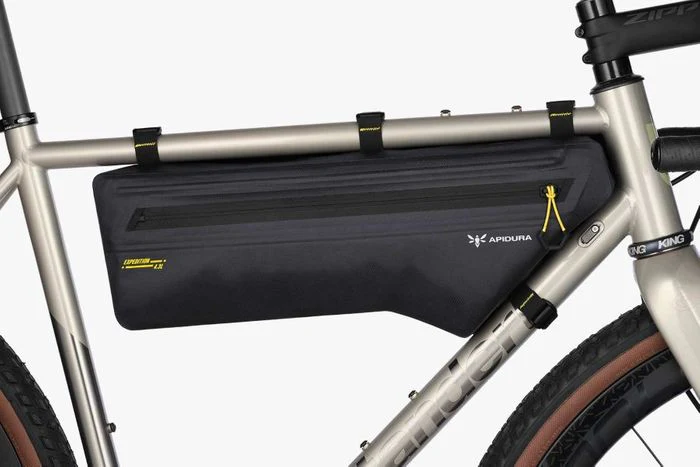 Apidura Expedition Black Frame Pack - Image 3
