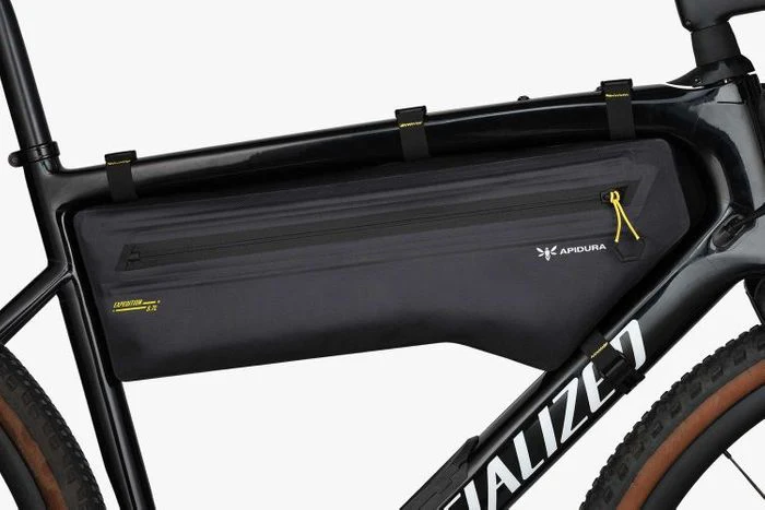 Apidura Expedition Black Frame Pack - Image 4
