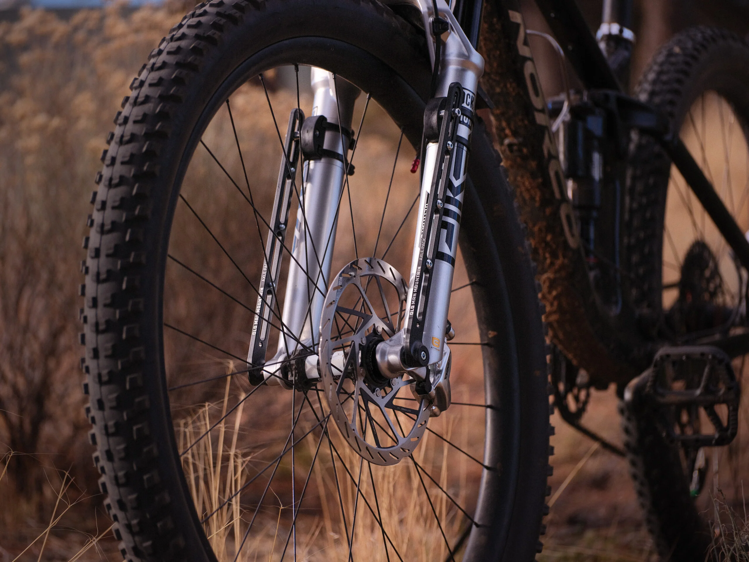 Old Man Mountain Axle Pack - Image 2