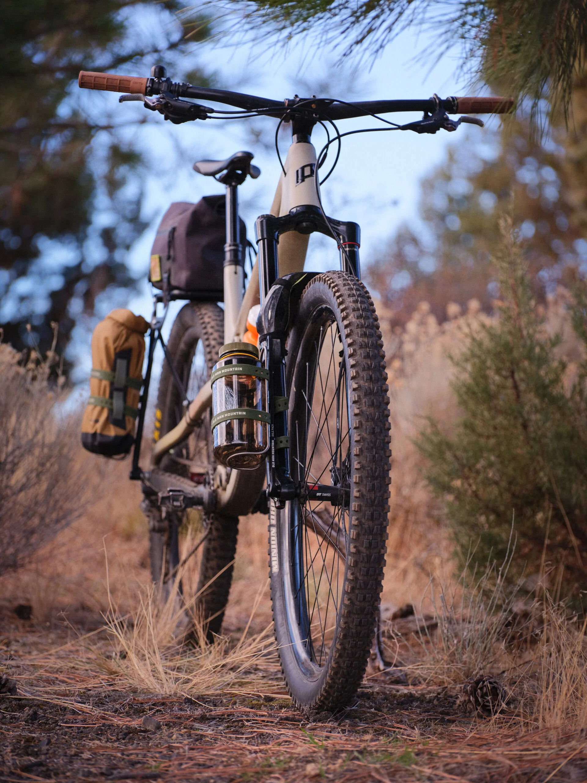 Old Man Mountain Axle Pack - Image 3