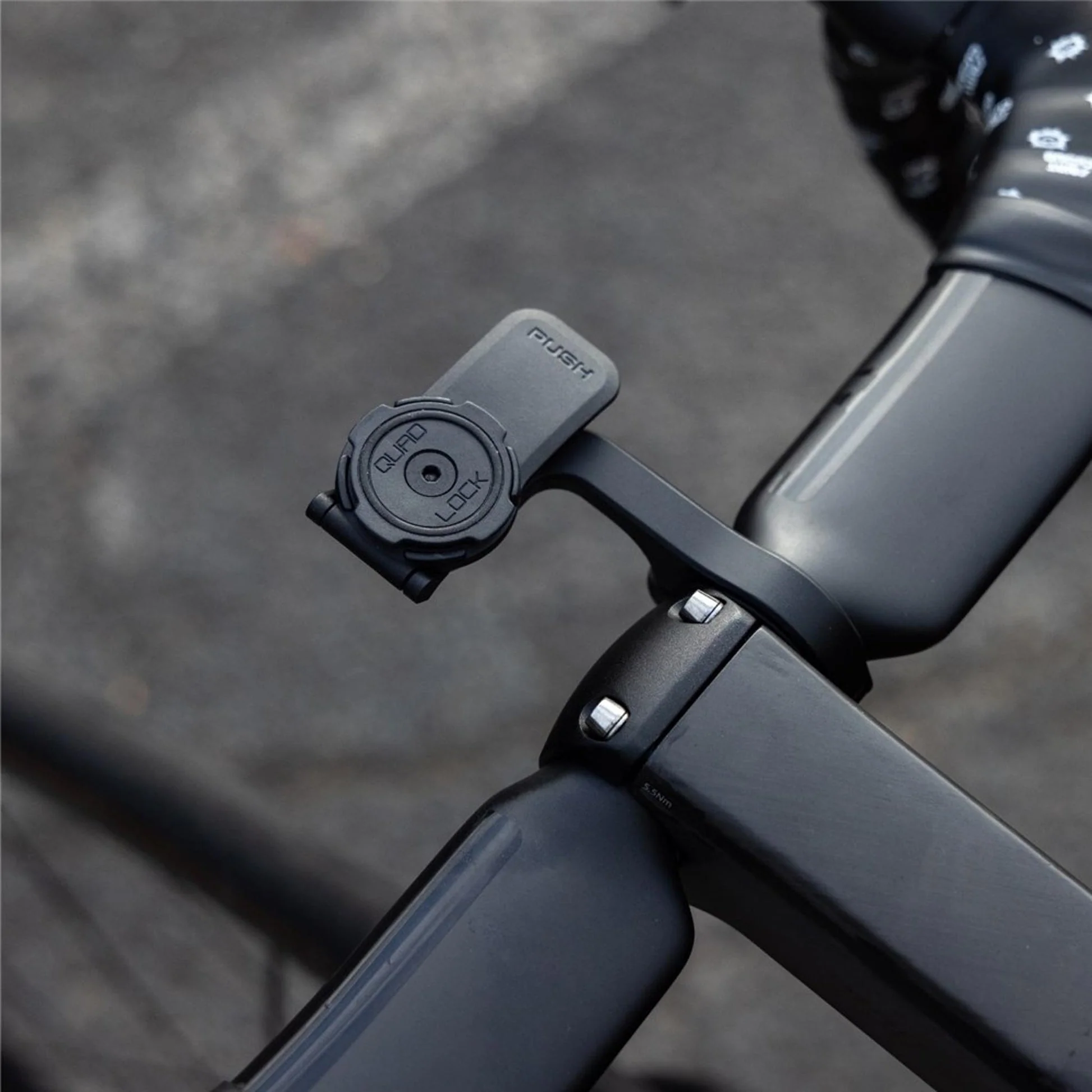 Quad Lock Out Front Mount Pro V2 - Image 2